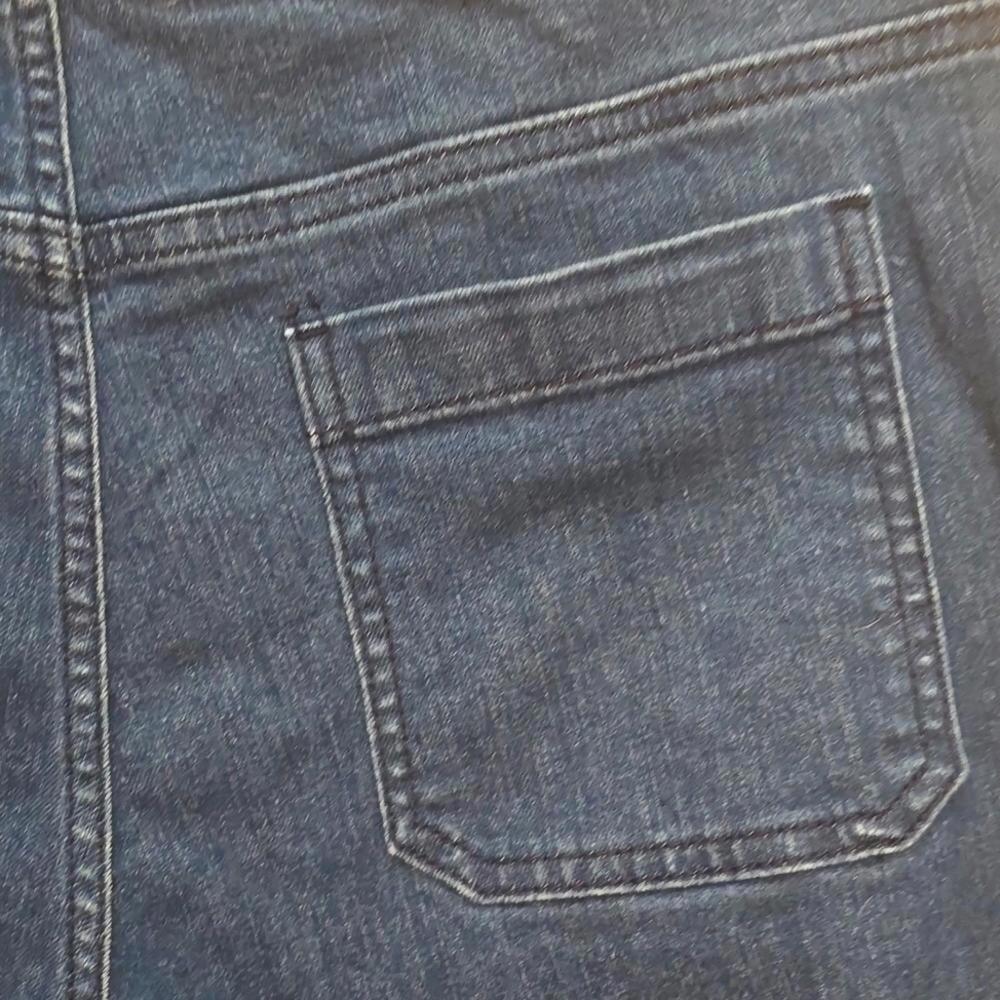 CODE BLEU Women's Denim Capri Pants - Classic Blue - Picture 5 of 11